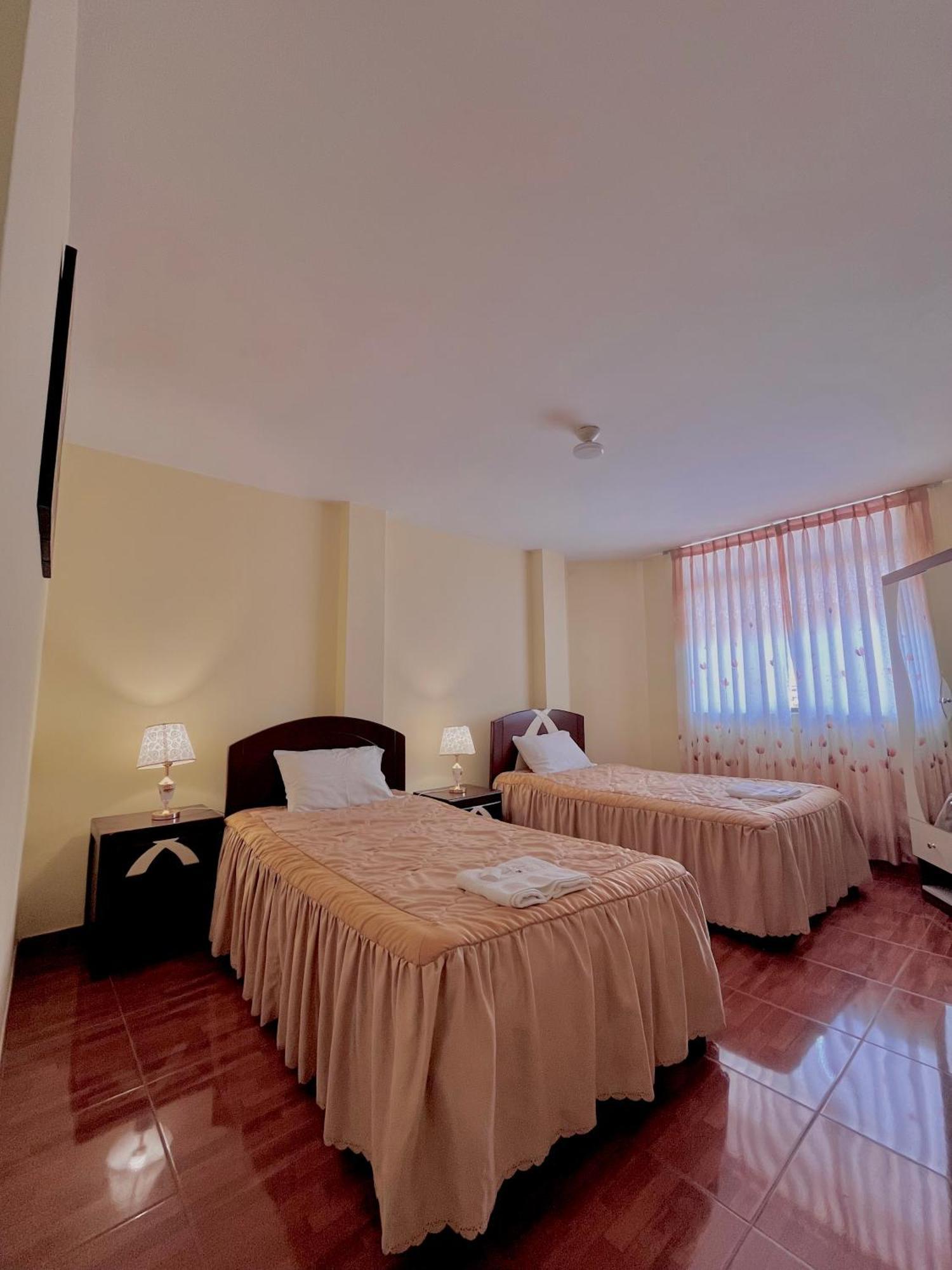 Bona Nit Hostel Huamachuco Kültér fotó